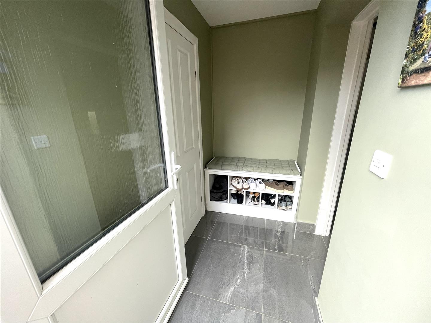 Brynllwchwr Road, Loughor, Swansea, SA4 6SQ